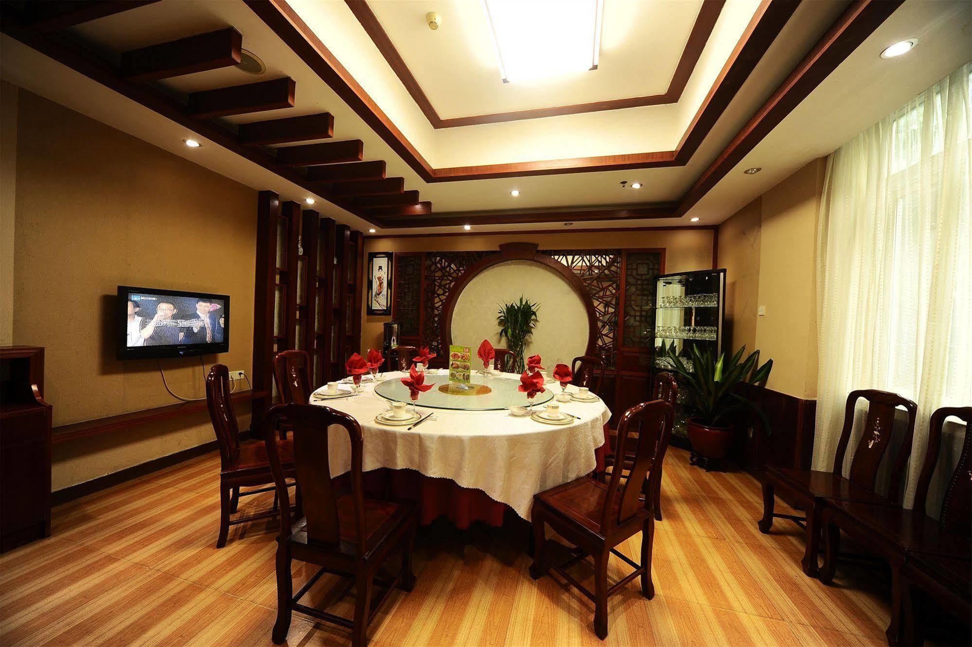 Guangzhou Junshan Hotel - Shuttle Bus For Canton Fair Exterior foto